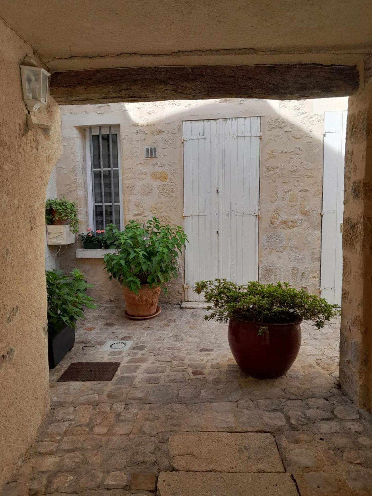 Gite La Folie De Seraphine Senlis  Exteriér fotografie